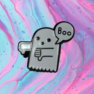 Small ghost boo enamel pin (no pin back)